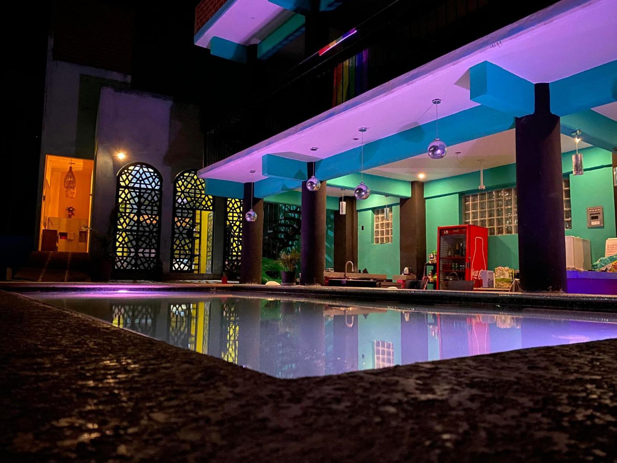 Hierve El Agua Eco Hostel - Confetti Pool Club San Pablo Villa de Mitla Ngoại thất bức ảnh